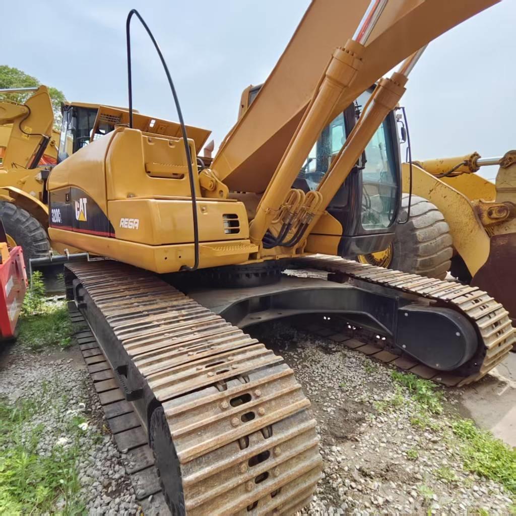CAT 320 C L Vikšriniai ekskavatoriai
