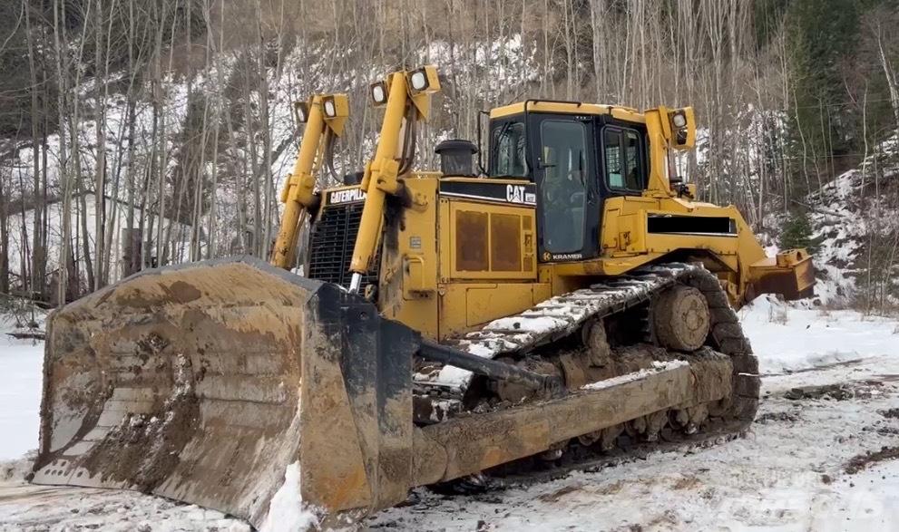 CAT D 8 R Vikšriniai buldozeriai