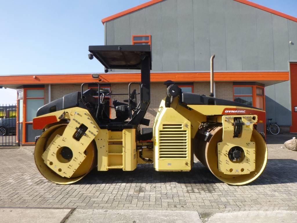 Dynapac CC432V Gruntiniai volai