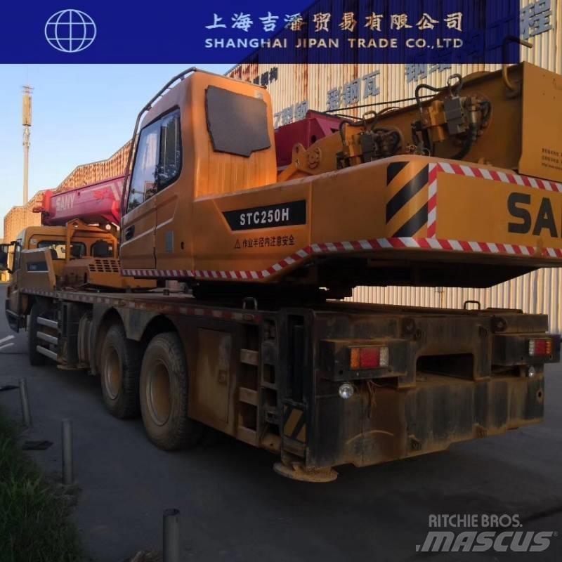 Sany STC 250 Visureigiai kranai
