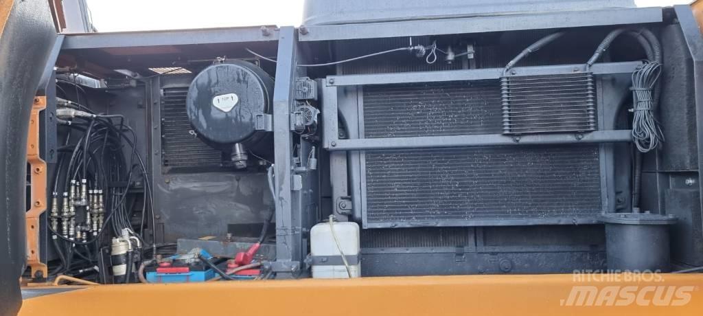 CASE CX 330 LC Vikšriniai ekskavatoriai