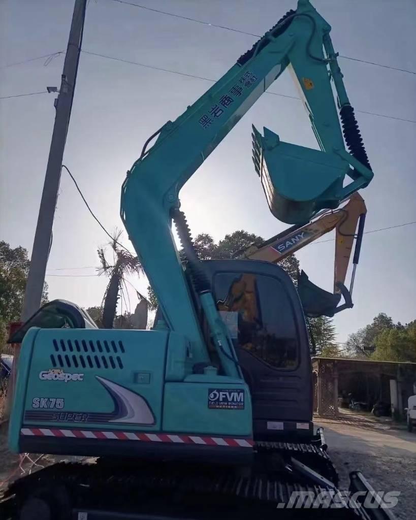 Kobelco 75 Vikšriniai ekskavatoriai