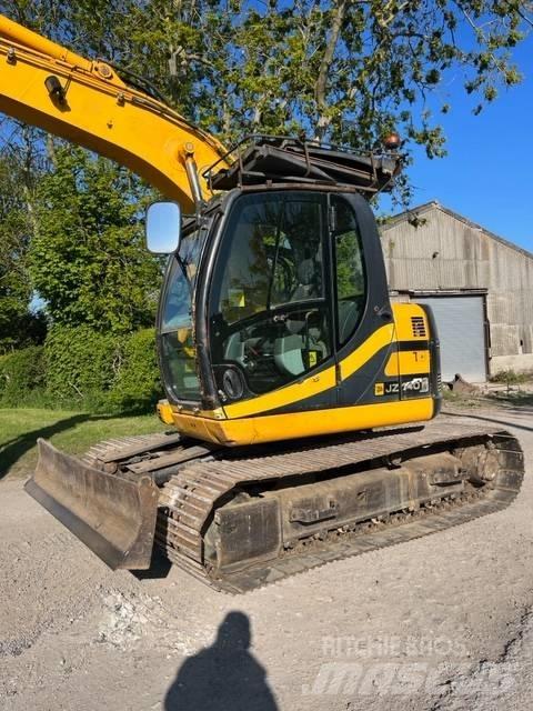 JCB JZ 140 Vikšriniai ekskavatoriai