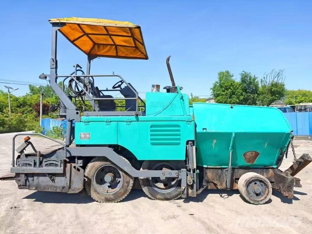 XCMG RP 453 L Asfalto klotuvai