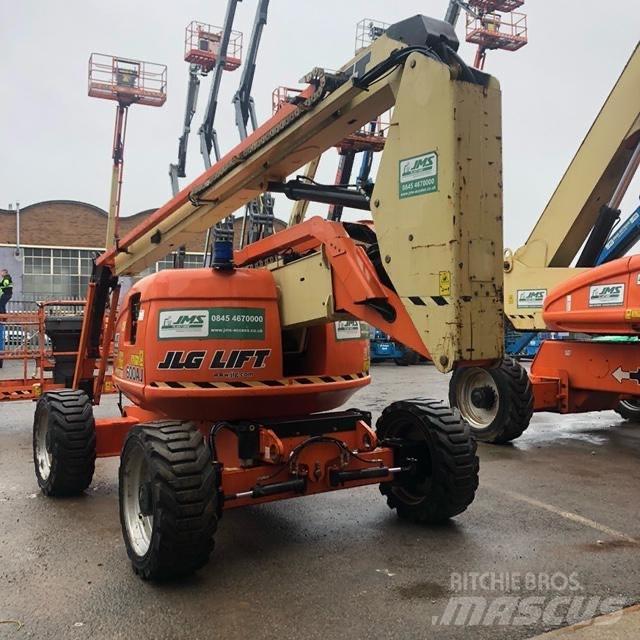 JLG 600 AJ Alkūniniai keltuvai