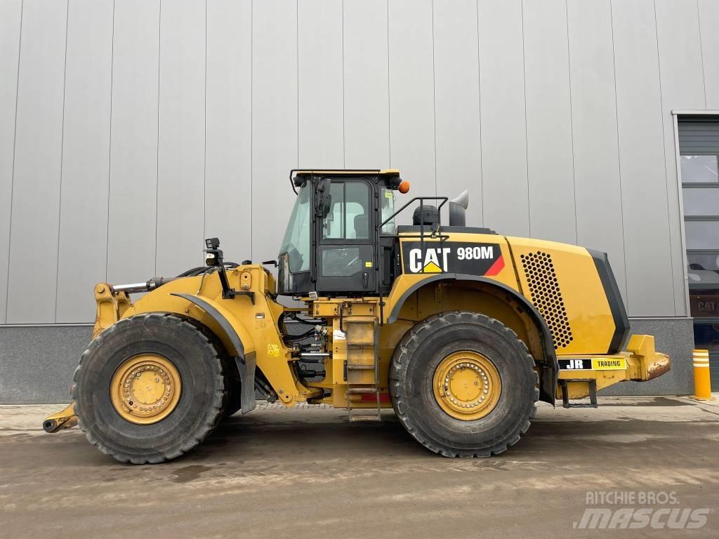 CAT 980 M Naudoti ratiniai krautuvai
