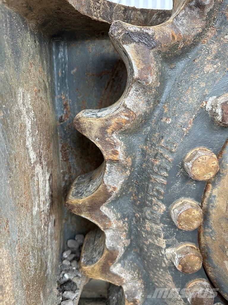 Liebherr R 936 LC Vikšriniai ekskavatoriai