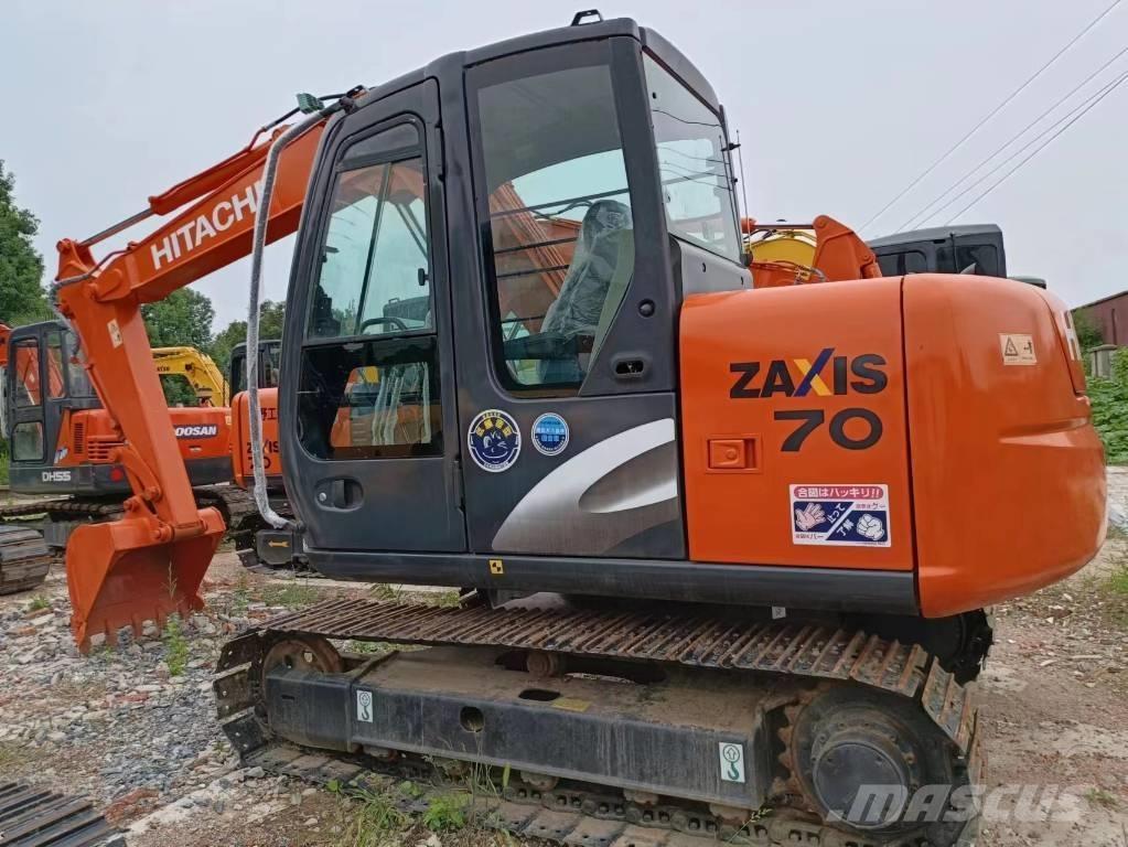 Hitachi ZX70 Mini ekskavatoriai < 7 t