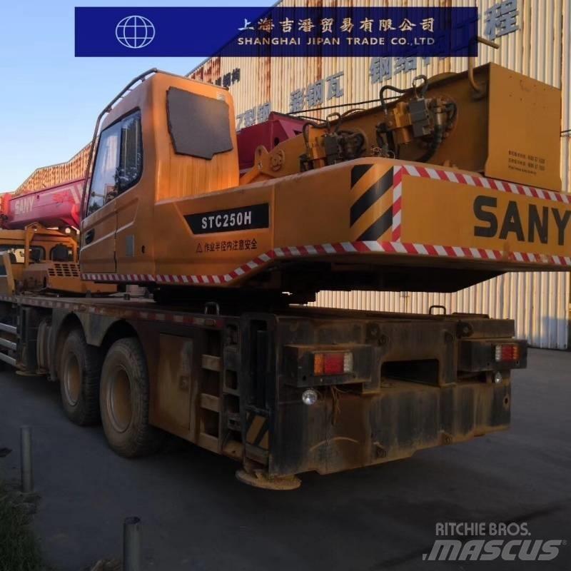 Sany STC 250 Visureigiai kranai