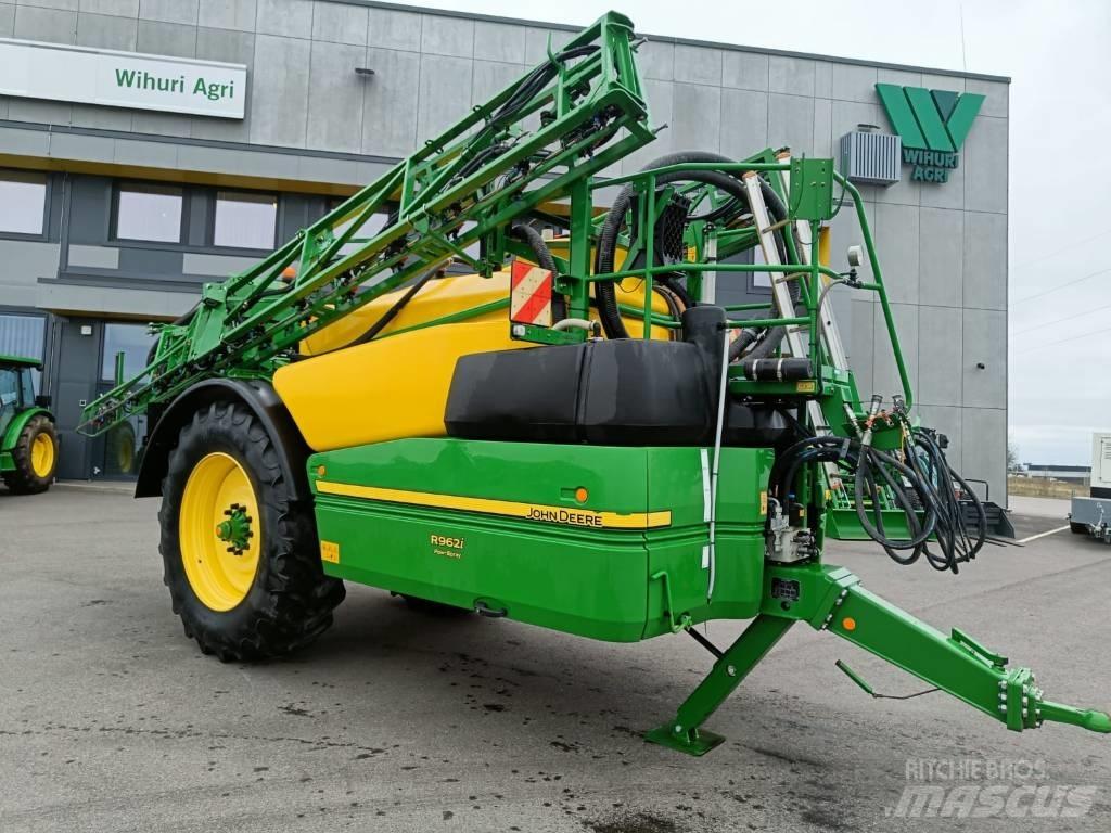 John Deere R 962 i Prikabinami purkštuvai