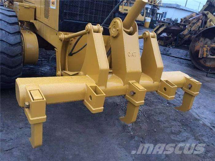 CAT 14 G Greideriai
