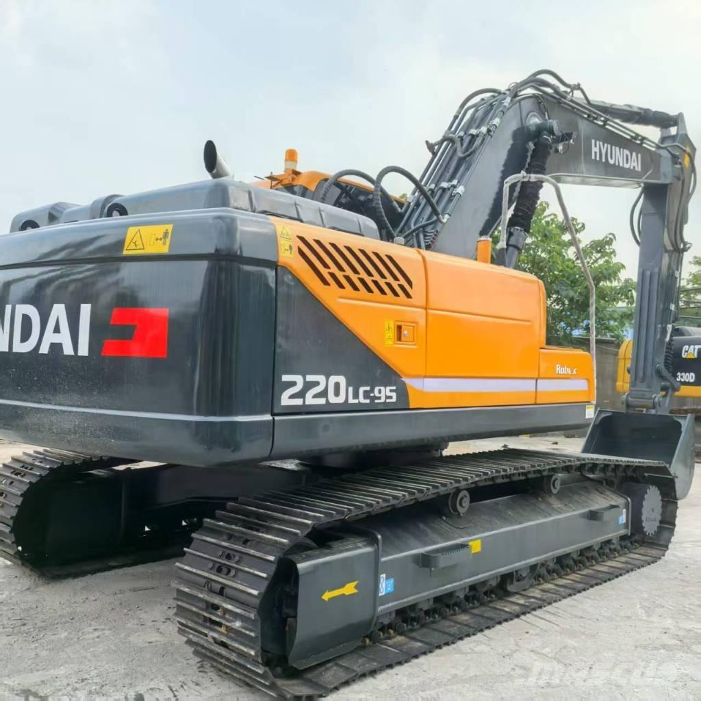 Hyundai r220lc-9s Vidutinės galios ekskavatoriai 7-12 t