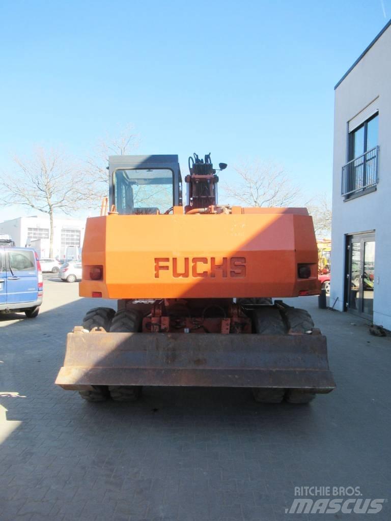 Fuchs 712M Ratiniai ekskavatoriai