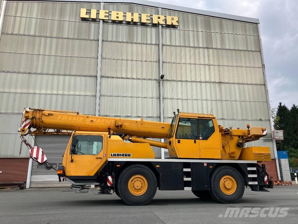 Liebherr LTM 1030-2 Visureigiai kranai