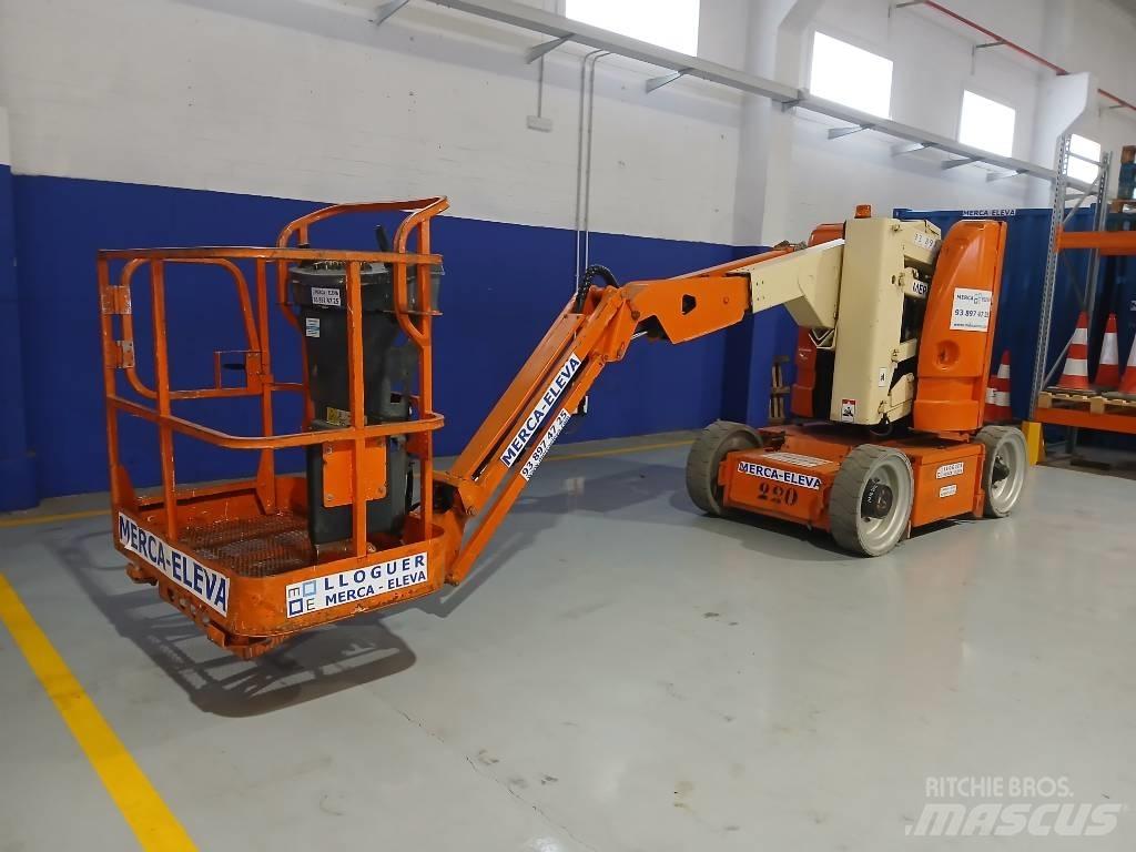 JLG E 300 AJ Alkūniniai keltuvai