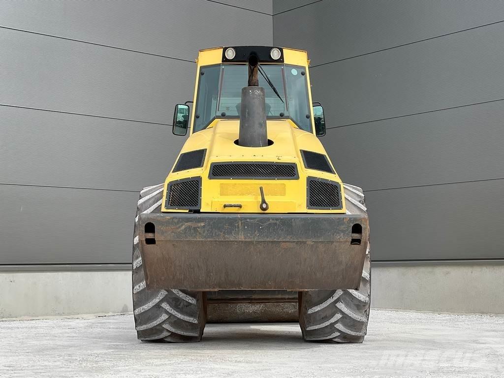 Bomag BW 213 DH-4 Vieno būgno volai