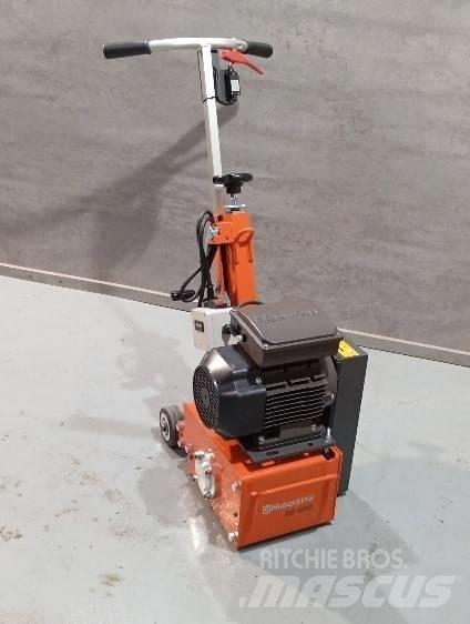 Husqvarna CG200 E Statyba - Kita