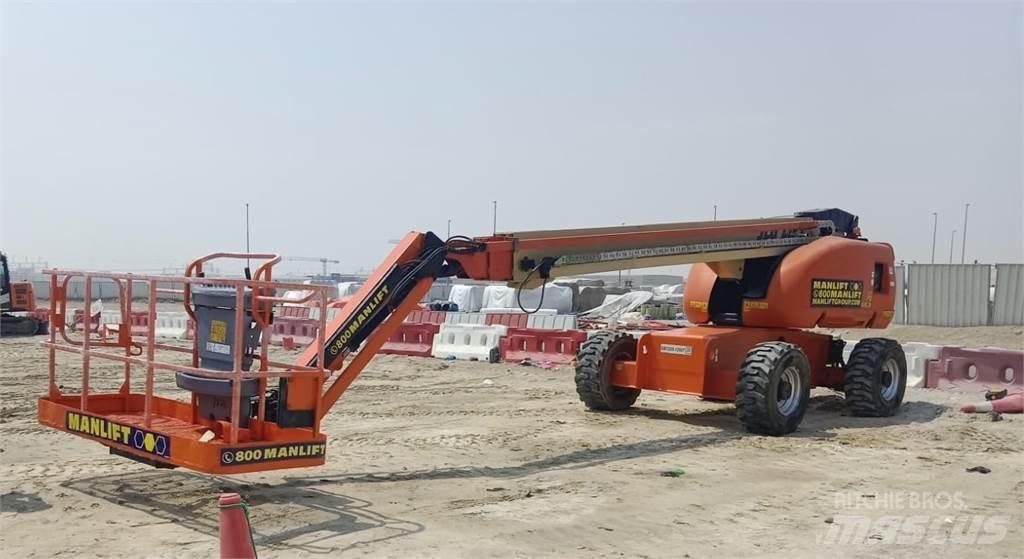 JLG 660SJ Teleskopiniai keltuvai