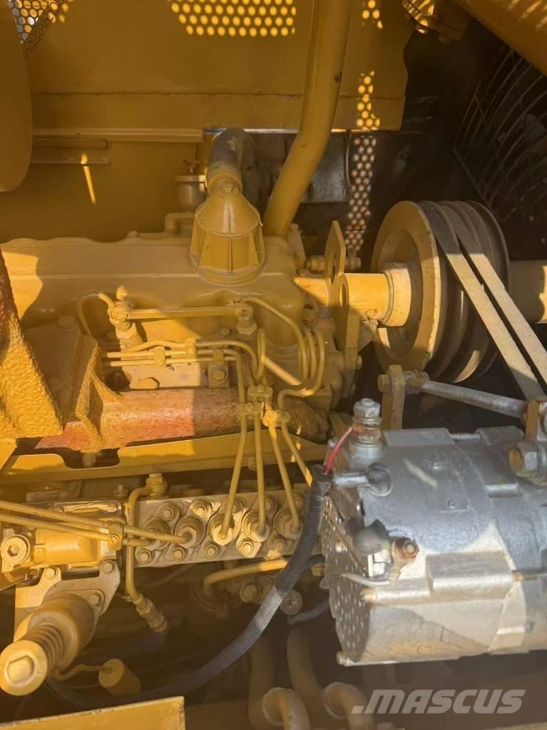 CAT D 7 G Greideriai