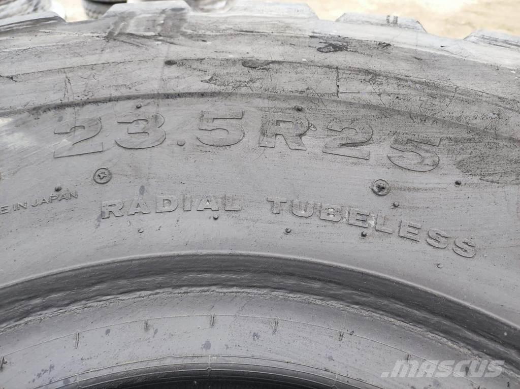  23.5 R25 tires Padangos, ratai ir ratlankiai