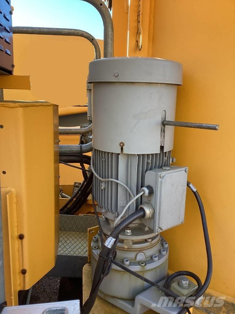 Potain MDT248-J10 Bokštiniai kranai