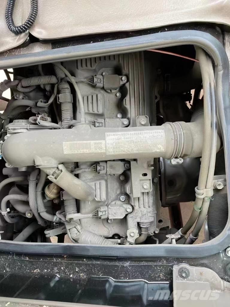 Toyota Coaster Bus Mikroautobusai