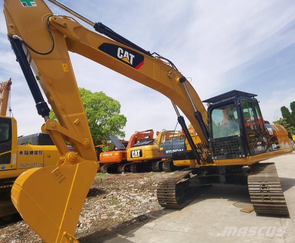 CAT 325 D Vikšriniai ekskavatoriai