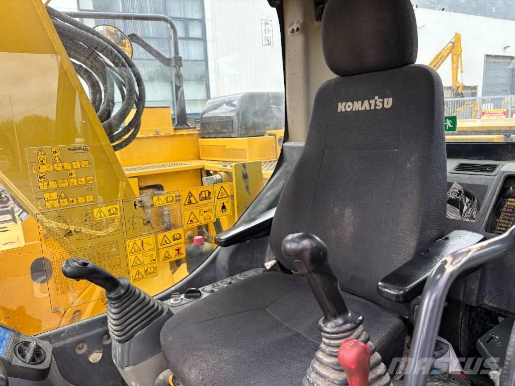 Komatsu PC138US-11 Vikšriniai ekskavatoriai