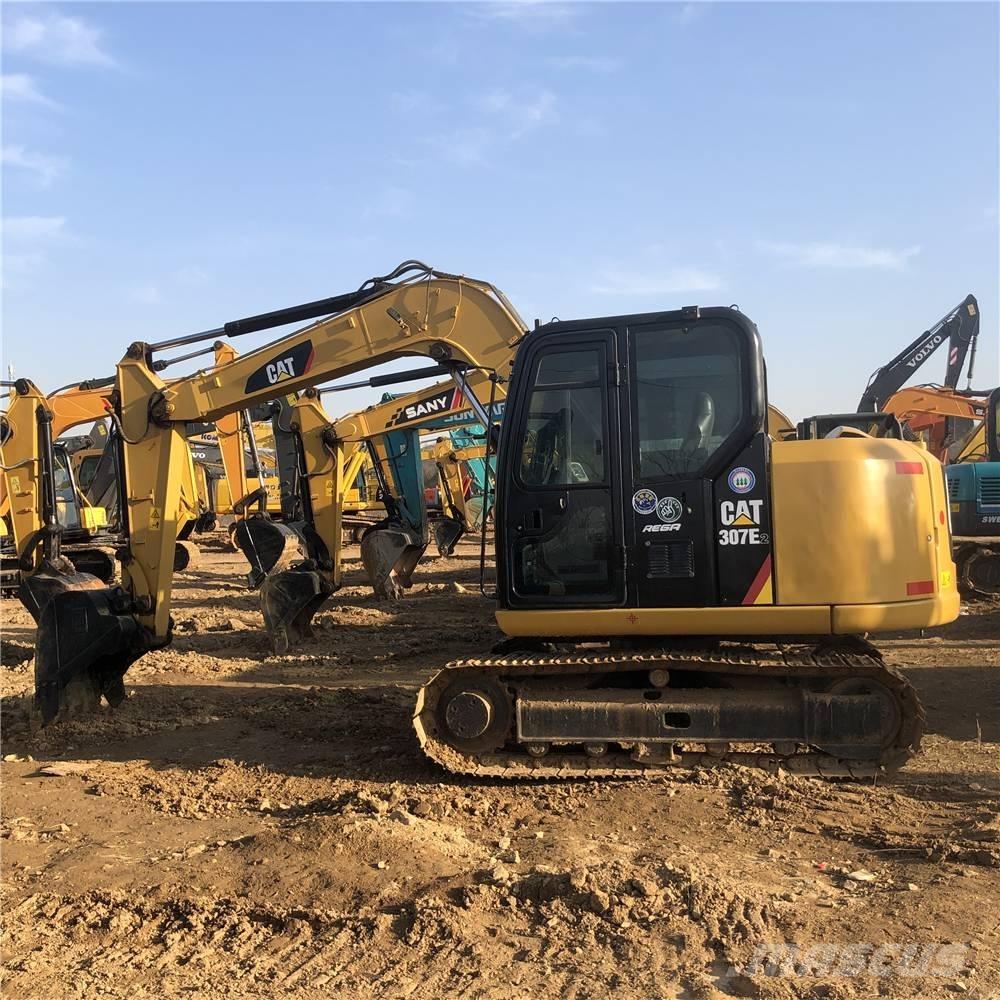 CAT 307E2 Vidutinės galios ekskavatoriai 7-12 t