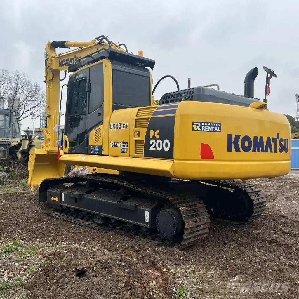 Komatsu pc200-8 Vikšriniai ekskavatoriai