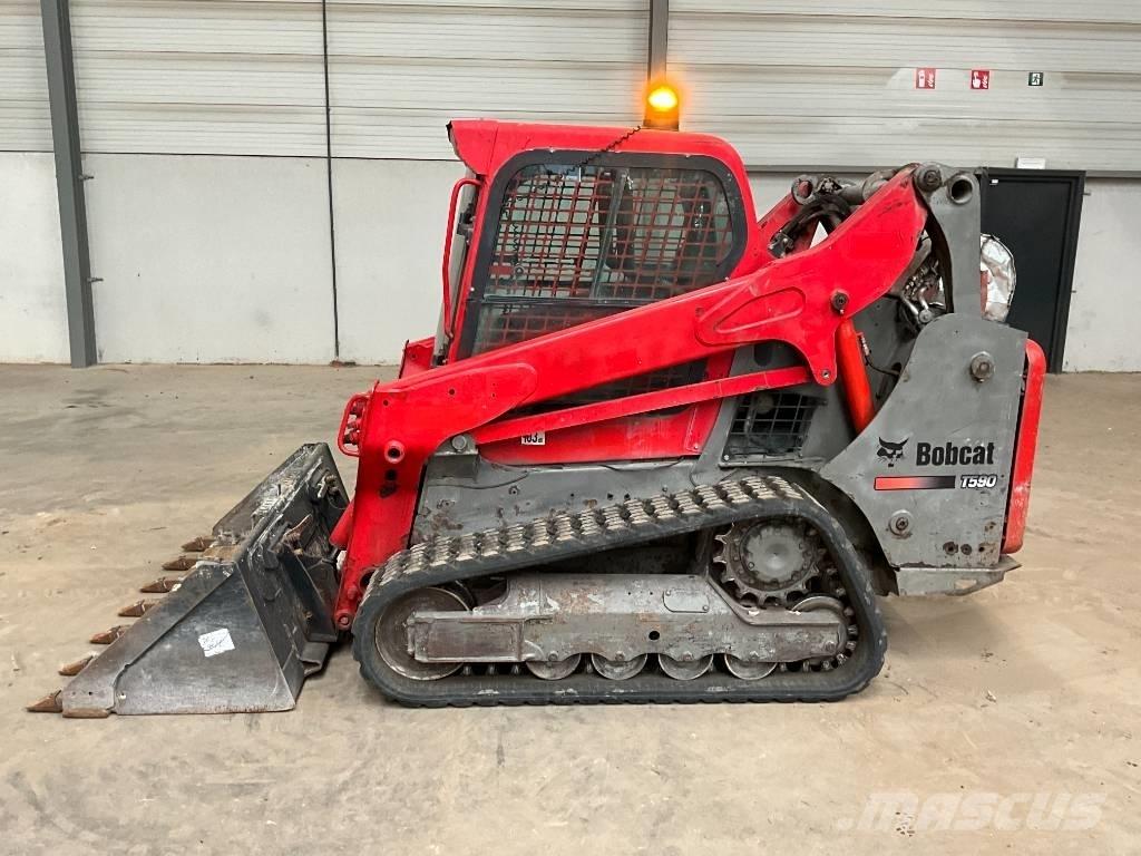 Bobcat T 590 Krautuvai su šoniniu pasukimu