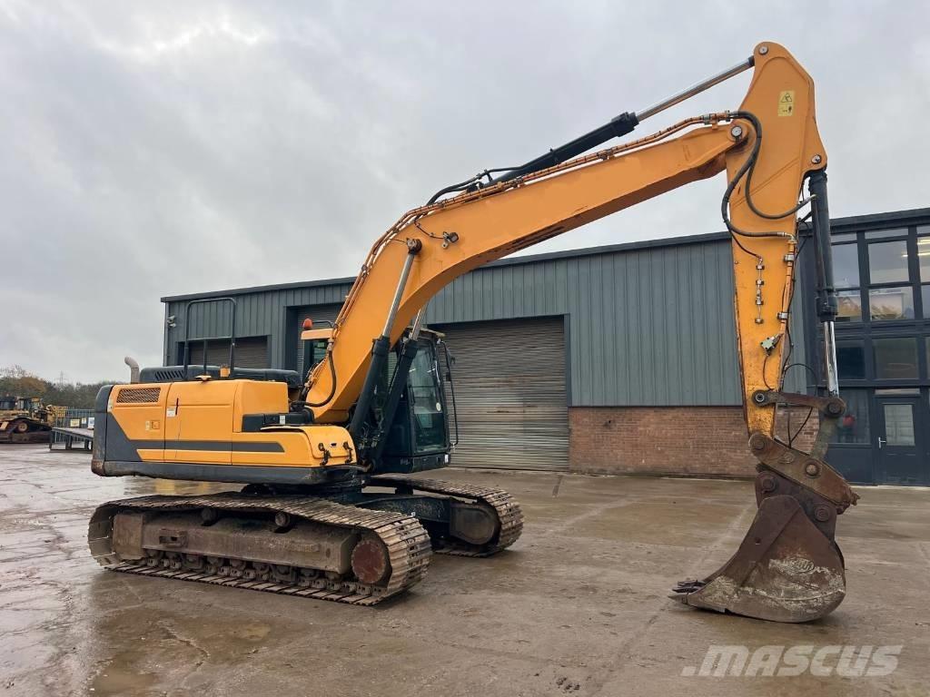 Hyundai HX 220 L Vikšriniai ekskavatoriai