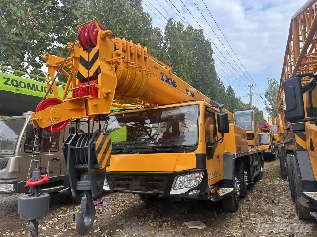 XCMG QY 50 K-II Visureigiai kranai