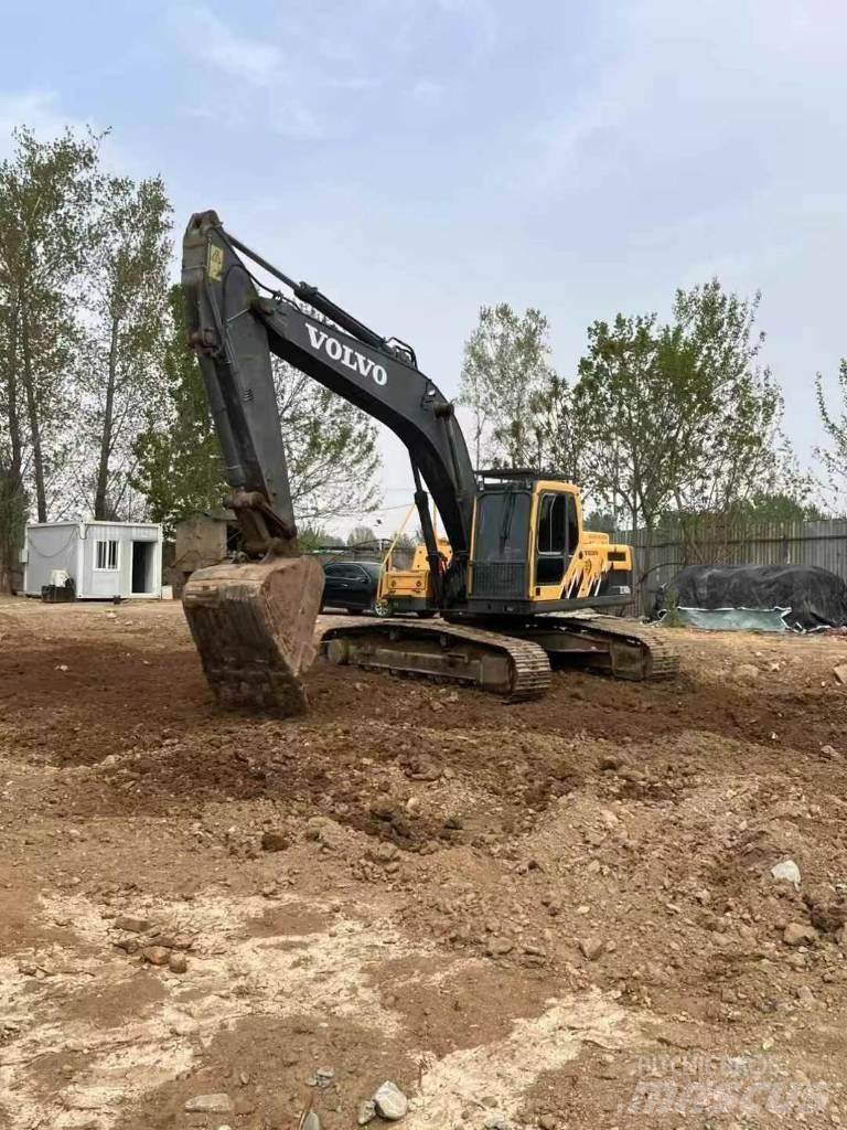 Volvo EC 240 Vikšriniai ekskavatoriai
