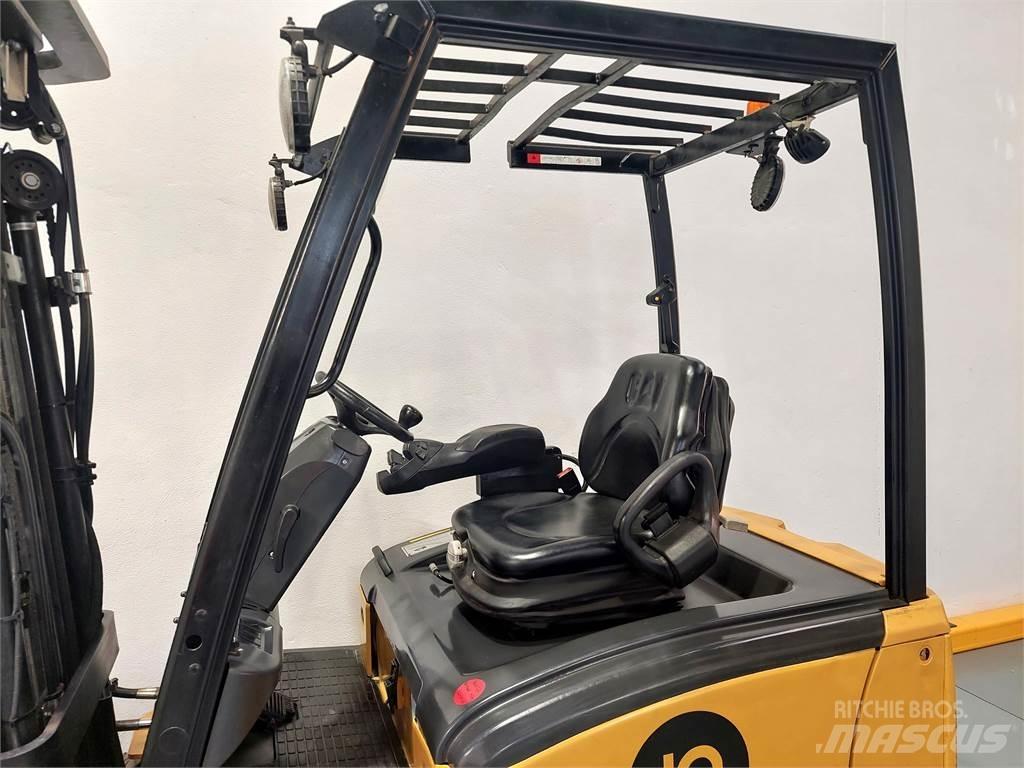 CAT EP20PNT Elektriniai šakiniai krautuvai