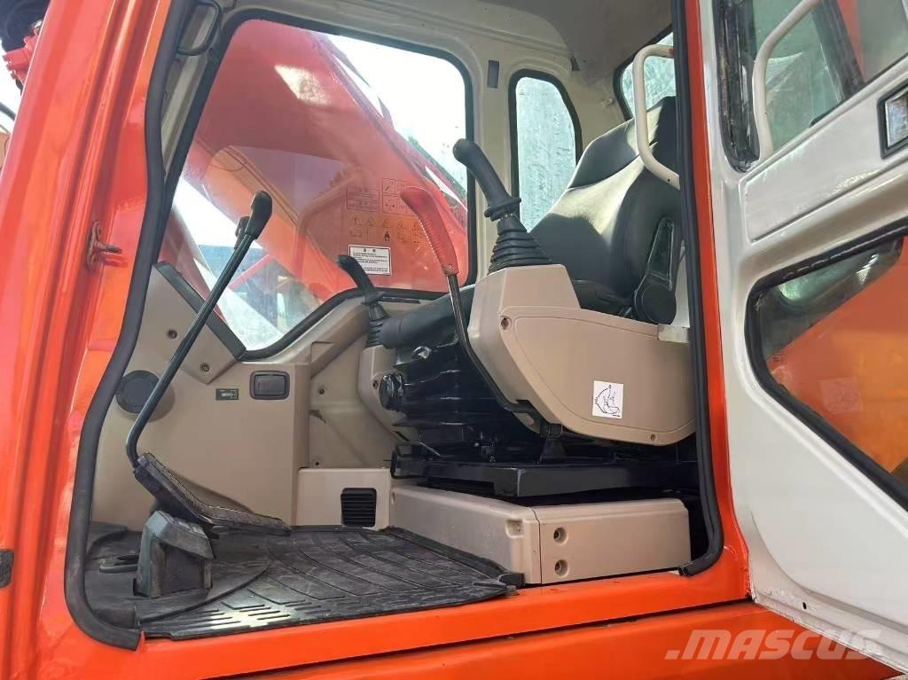 Doosan DH 225 LC-7 Vikšriniai ekskavatoriai