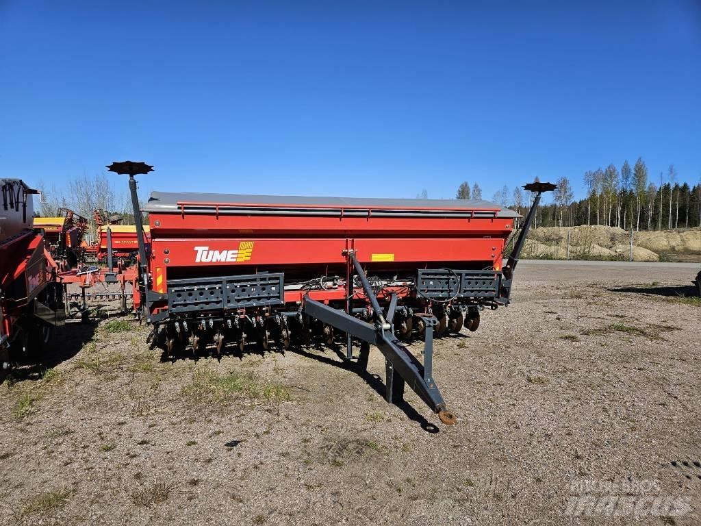 Tume JC 4000 Sėjamieji kombainai