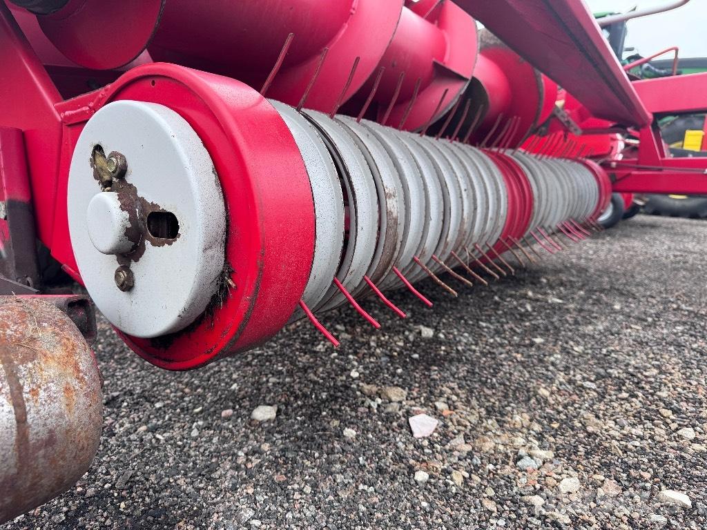 JF FCT 955 PRO TEC Pašarų kombainai