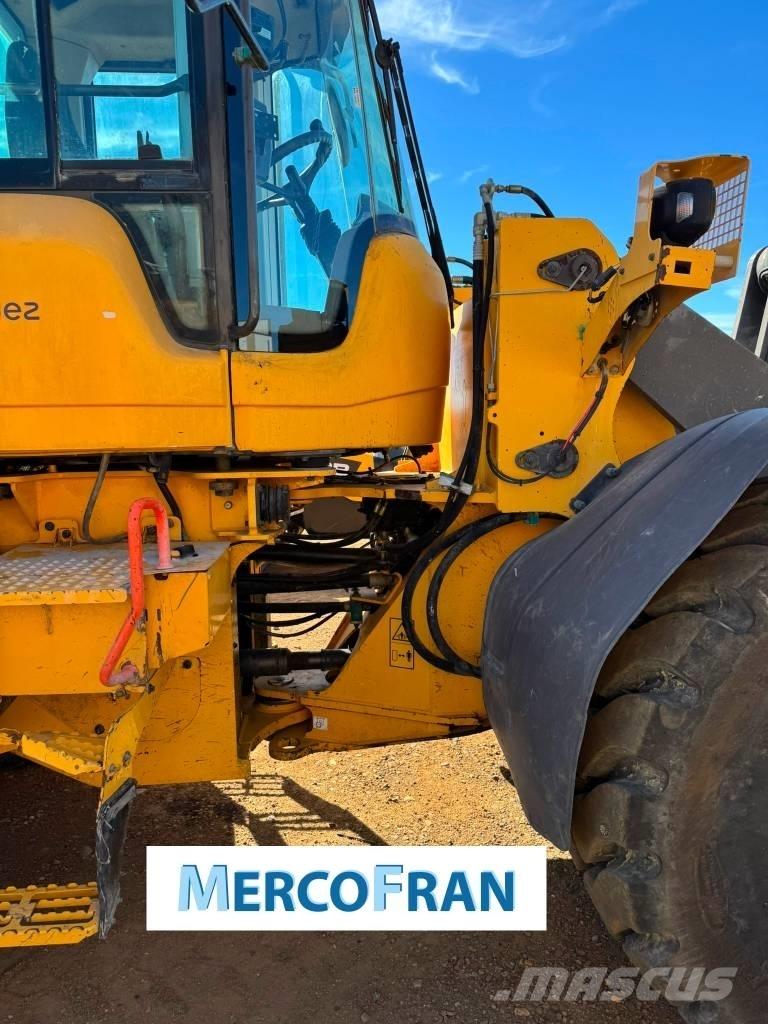 Volvo L 90 G Naudoti ratiniai krautuvai