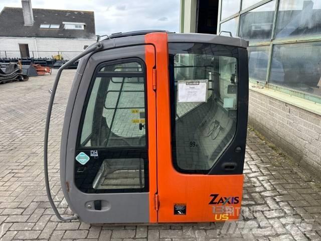 Hitachi Zaxis Kabinos ir interjeras