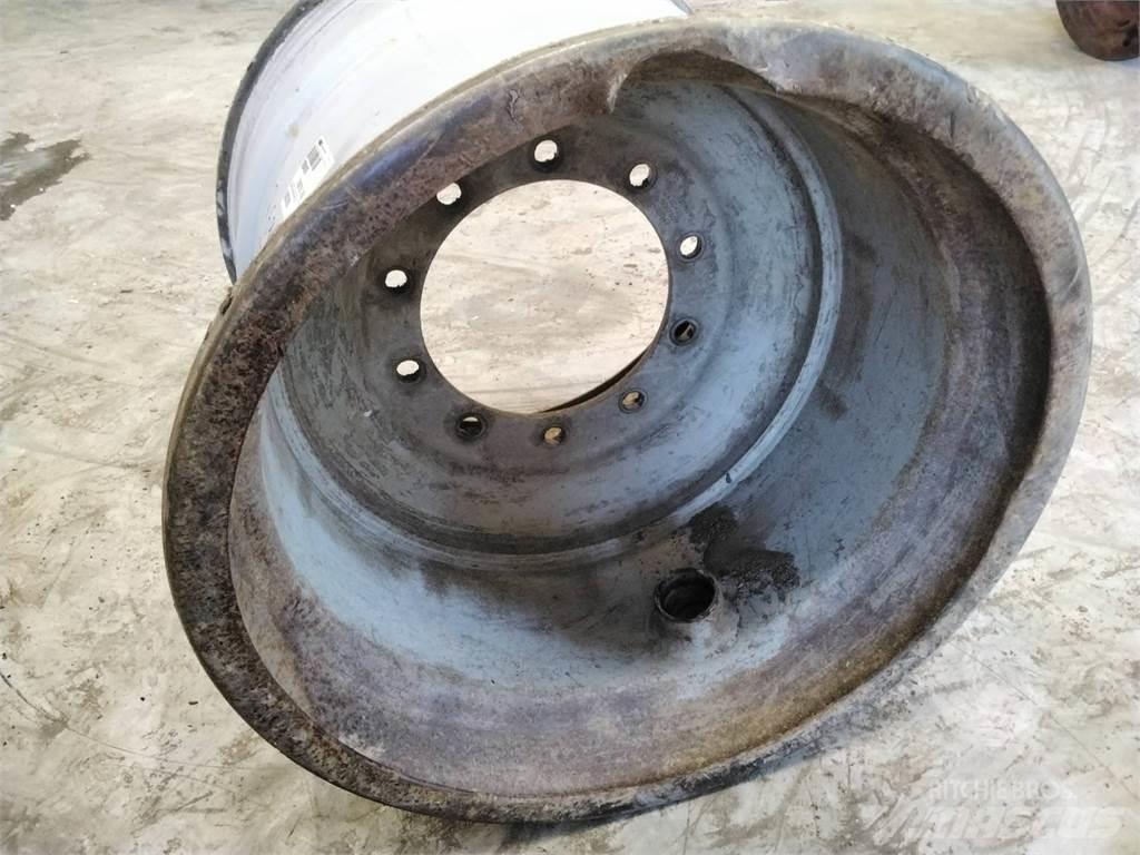 Valmet 860 24x26,5 Padangos, ratai ir ratlankiai
