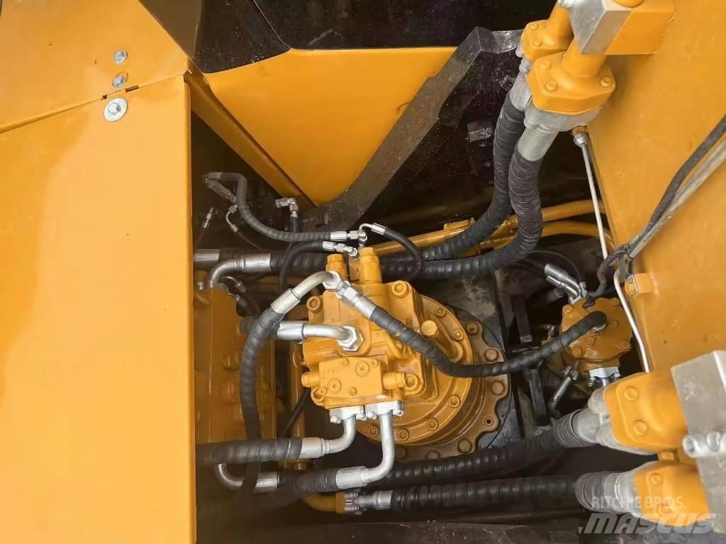 Sany SY 235 H Vikšriniai ekskavatoriai