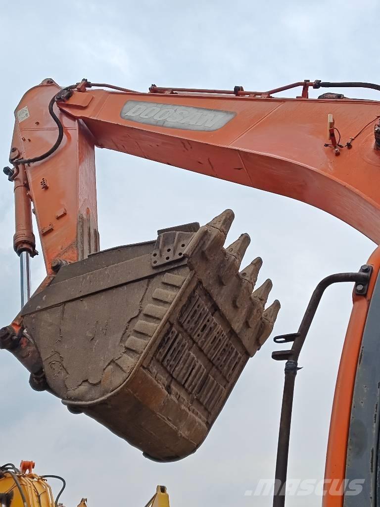 Doosan DX 300 LC-9C Vikšriniai ekskavatoriai