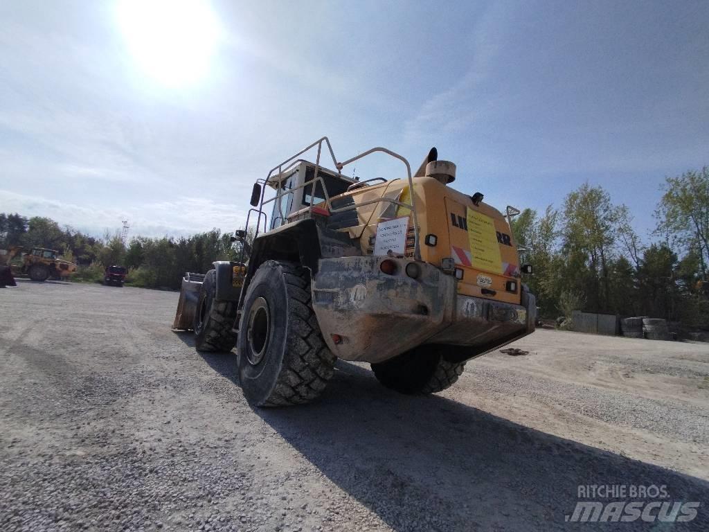 Liebherr L 576 Naudoti ratiniai krautuvai