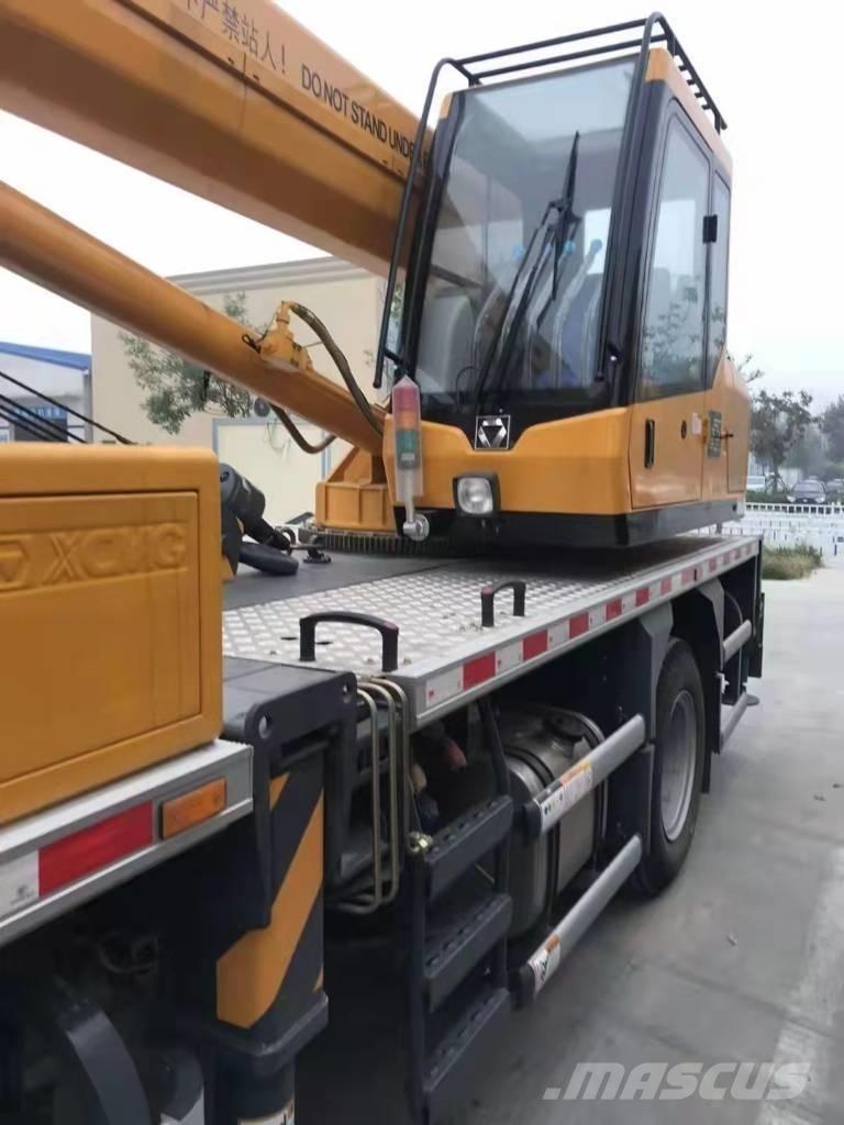 XCMG QY50K Visureigiai kranai