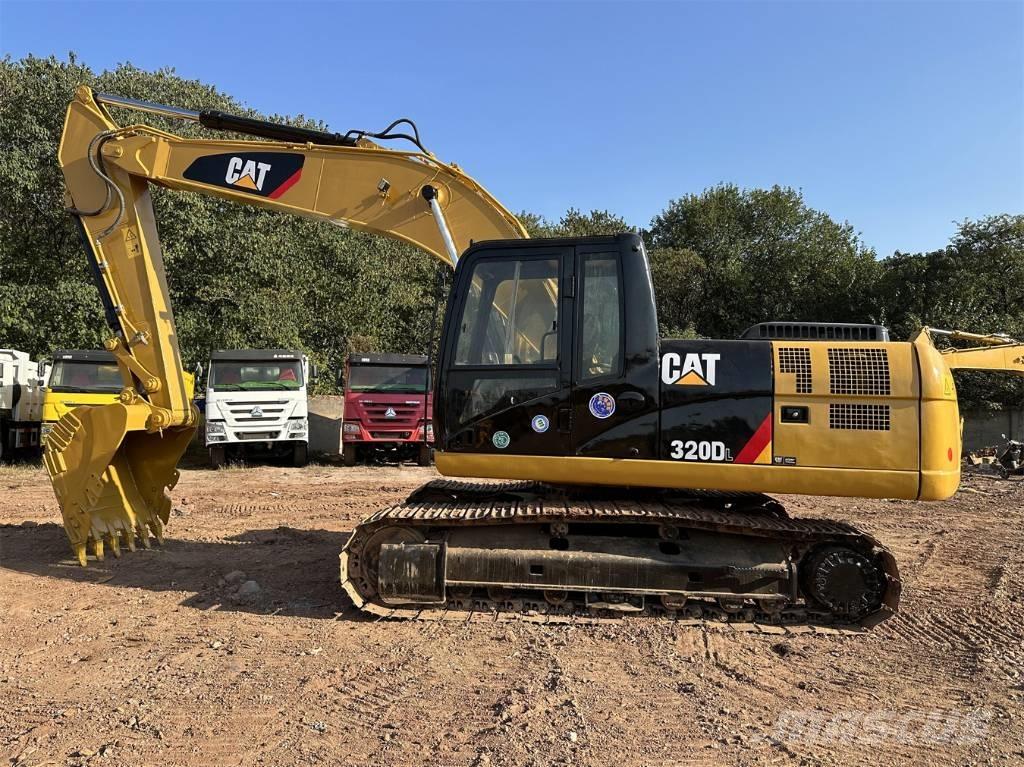 CAT 320D Vikšriniai ekskavatoriai