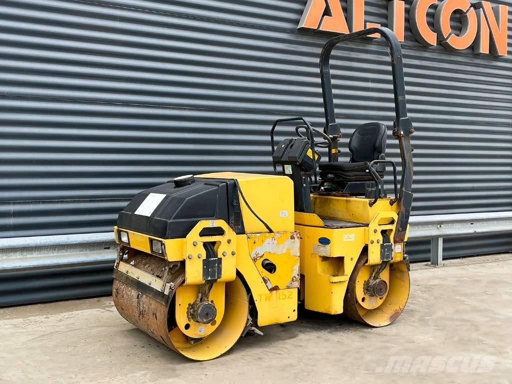 Dynapac CC102 Porinių būgnų volai