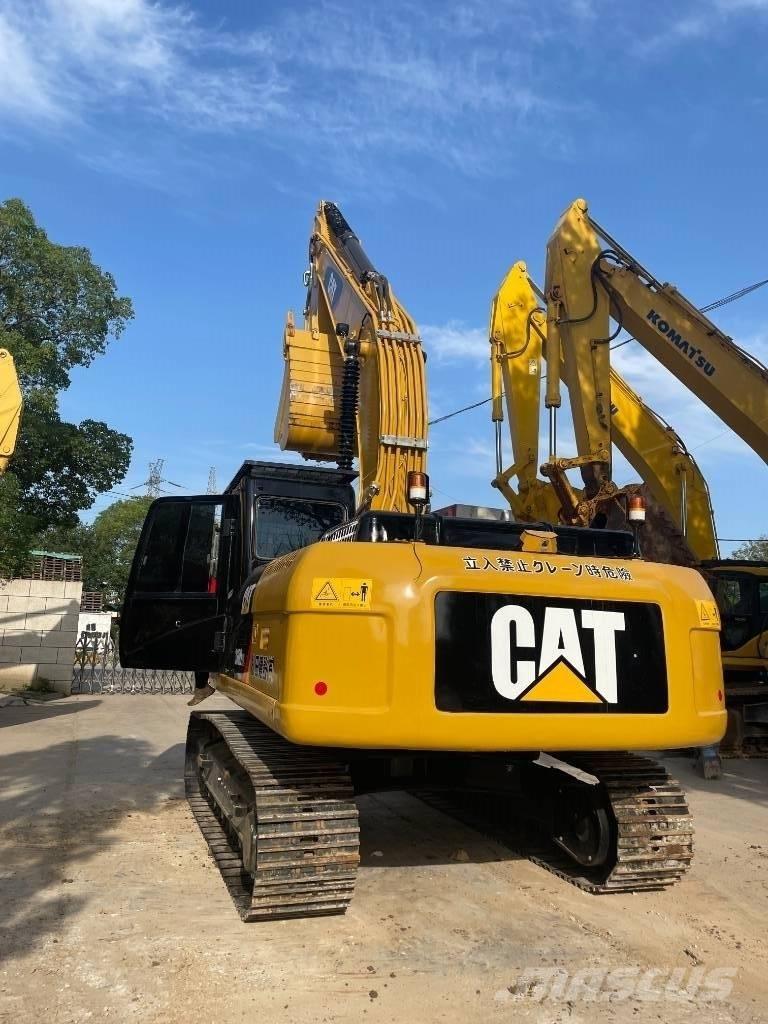 CAT 330 Vidutinės galios ekskavatoriai 7-12 t