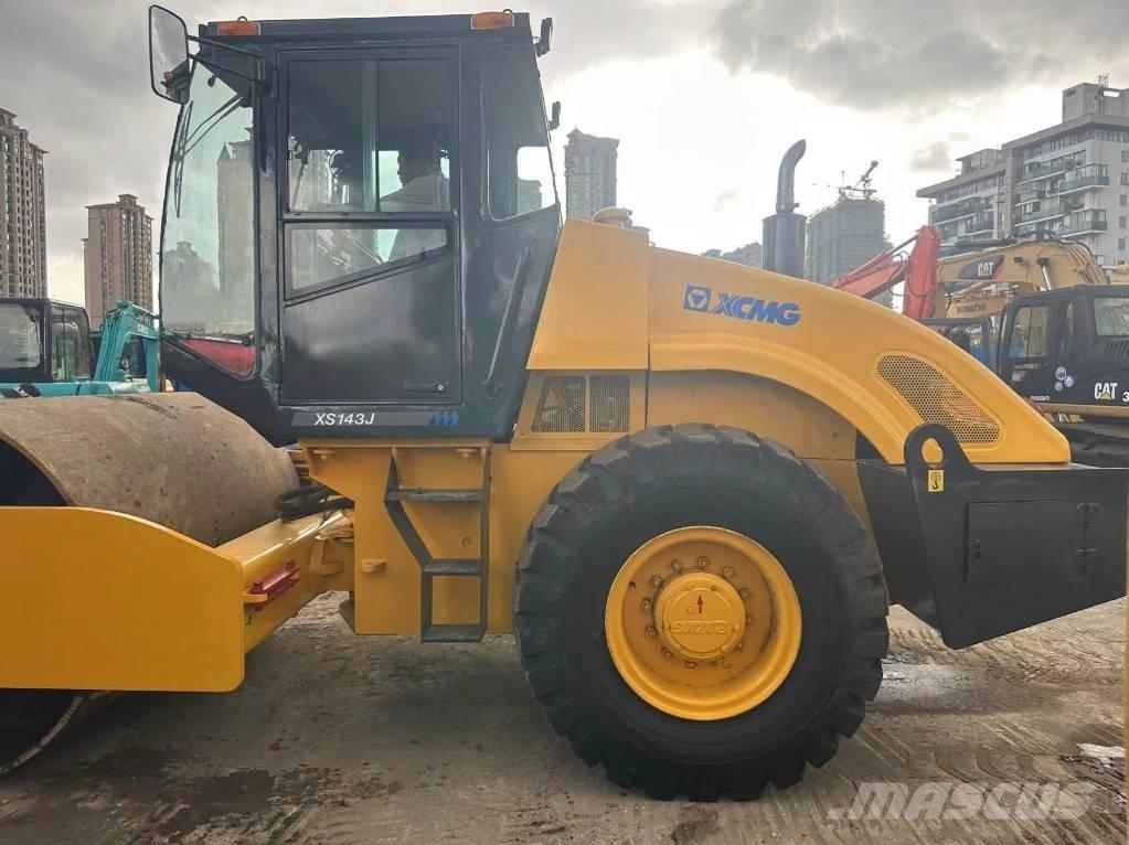 XCMG XS 143 Vieno būgno volai