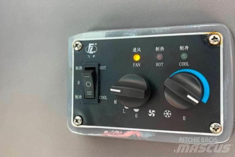 Linde HT100D Šakiniai krautuvai - Kita